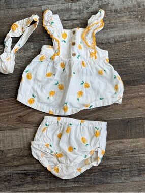 Carter’s Lemon Print Ruffle Dress & Bloomers Set - White & Yellow